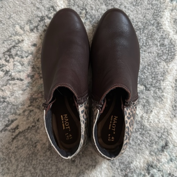 Women's Naot Helm Cheetah/Soft Brown Leather/Suede - Picture 2 of 12